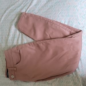 Beautiful Mauve Ashley Mason pants. These pants are a size 1.
